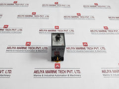 Omron Stp-nm Subminy Timer With Base 8Pfa 0-30/36Seconds 200V 50Hz 200/220V 60Hz