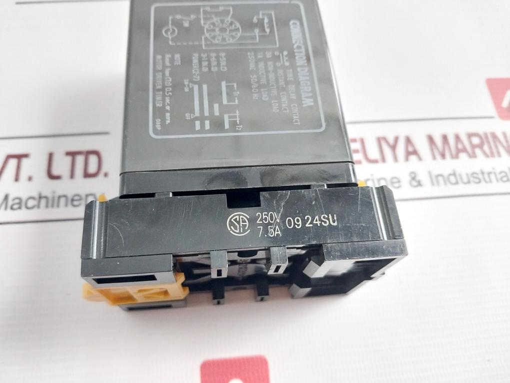 Omron Stp-nm Subminy Timer With Base 8Pfa 0-30/36Seconds 200V 50Hz 200/220V 60Hz