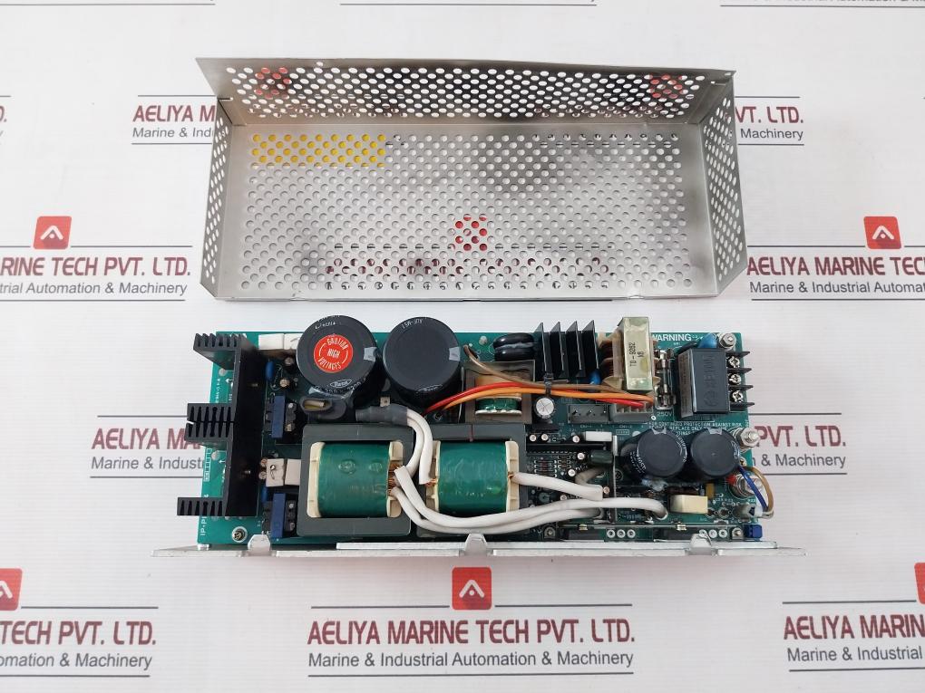 Omron Stp-nm Subminy Timer With Socket 8Pfa 0-30/36 Seconds 100/110V 50/60Hz