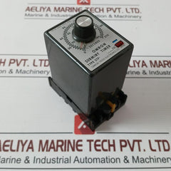 Omron Stp Subminy Timer With Base 0 To 210 Seconds 220Vac 50/60Hz 3A