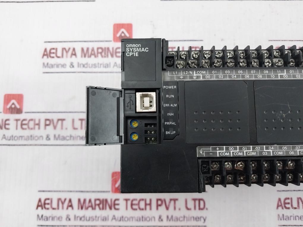 Omron Sysmac Cp1E-cpuy1 Plc Programmable Controller Ver 1.3 100-240Vac 50/60Hz