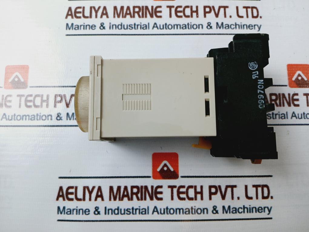 Omron Tateisi H3Ba Timer With Base 100/110/120Vac 50/60Hz