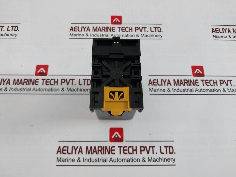 Omron Tateisi Mkf-p Flicker Relay Mkf-44A45A Dc 24V 250V 7.5A