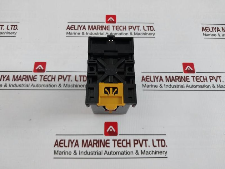 Omron Tateisi Mkf-p Flicker Relay Mkf-44A45A Dc 24V 250V 7.5A