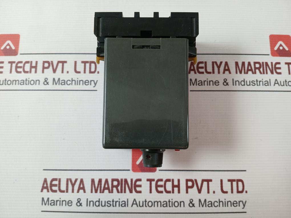 Omron Tds-44A223D Solid State Timer 24 Vdc 0-10 Seconds 250V 7.5A