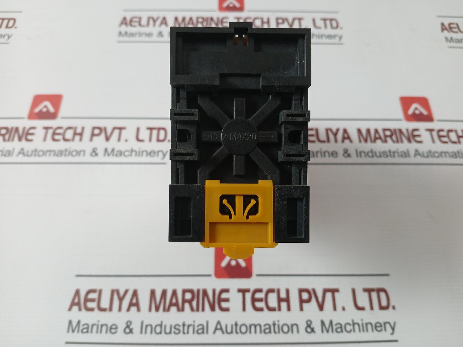 Omron Tds Solid State Timer 0-2.0 Sec 100/200V Ac 250V 7.5A