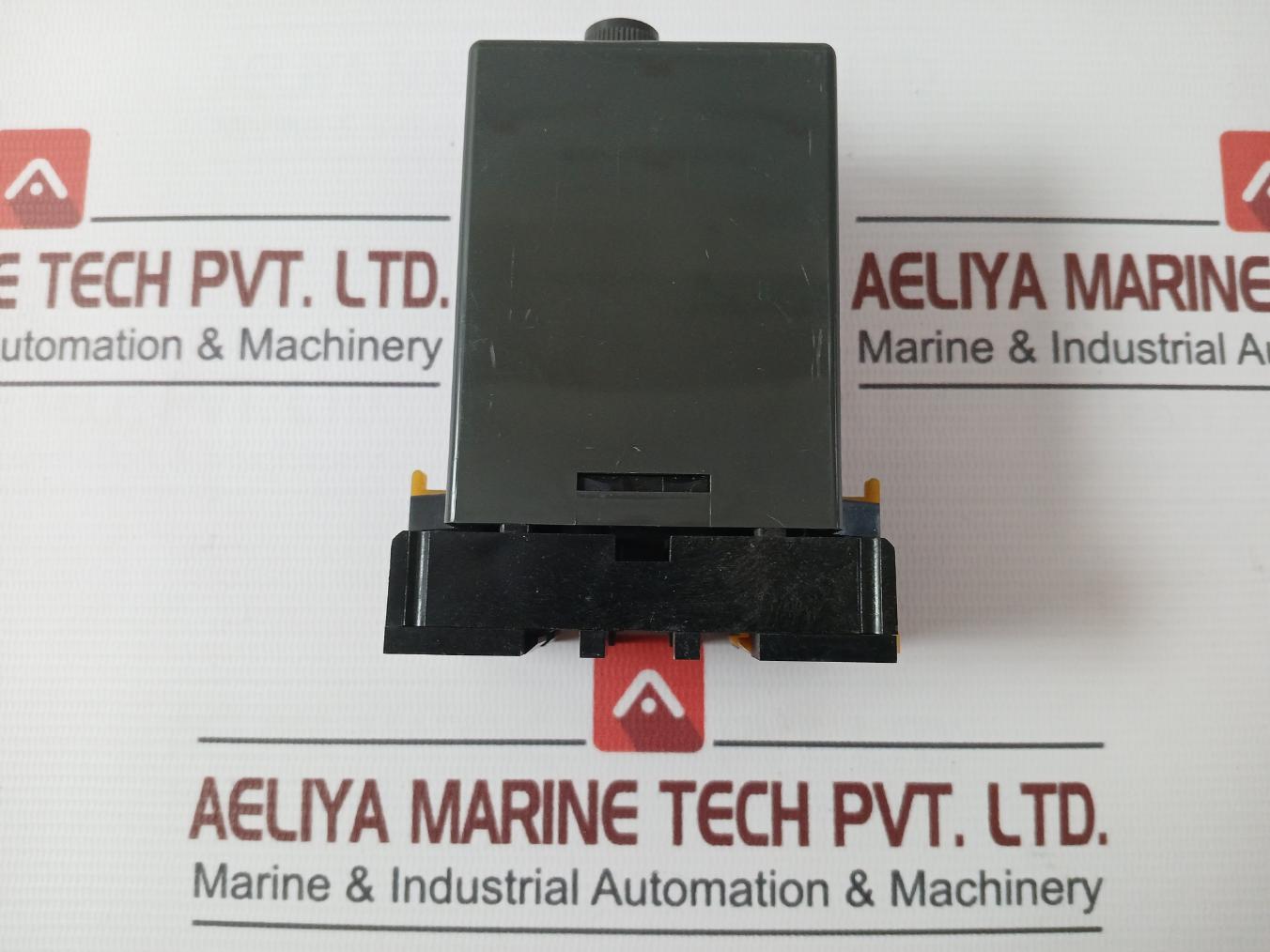 Omron Tds Solid State Timer 0-2.0 Sec 100/200V Ac 250V 7.5A