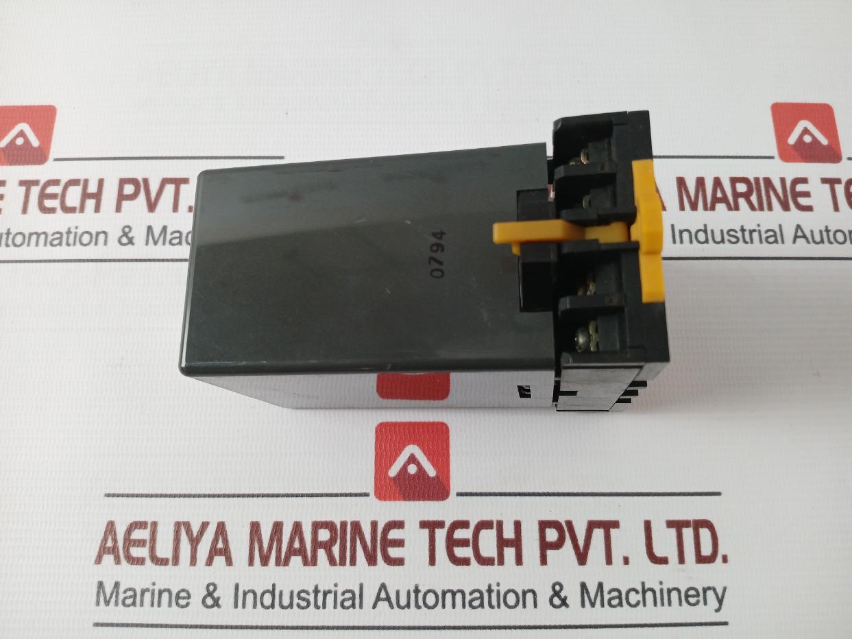 Omron Tds Solid State Timer 0-2.0 Sec 100/200V Ac 250V 7.5A