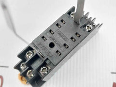 Omron Time Relay With Base Socket Rotary H3Y-2