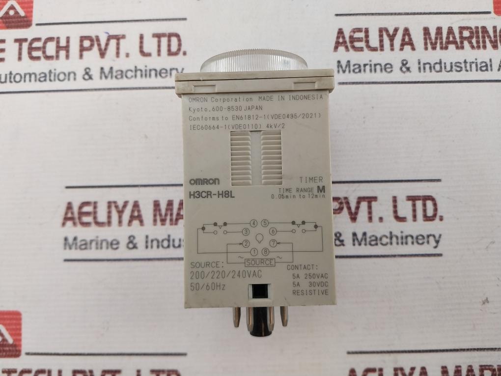 Omron H3Cr-h8L Timer Relay 5A 250Vac