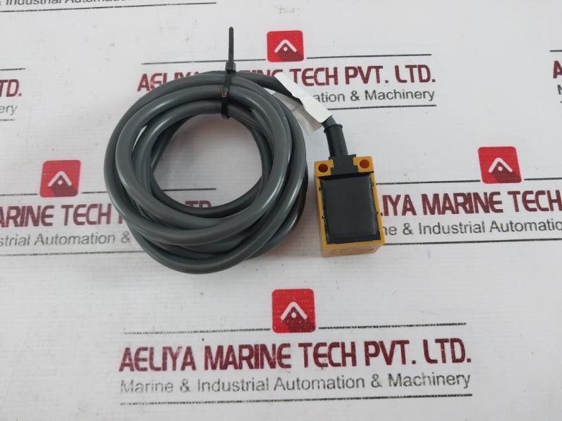 Omron Tl-n5Me1 Proximity Switch 200Ma Max