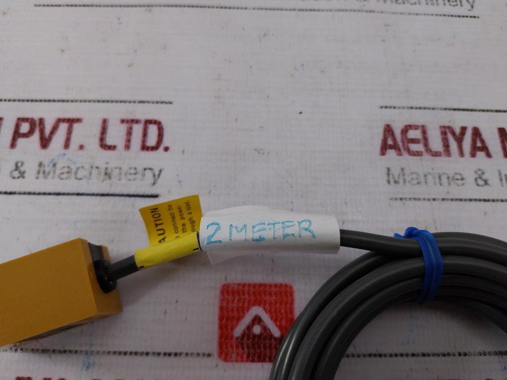 Omron Tl-q5Md1 Proximity Switch 100Ma Max 12 To 24Vdc