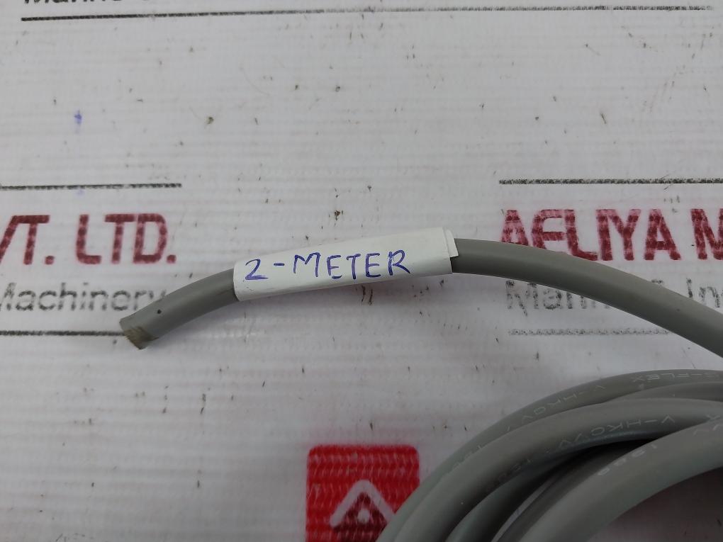 Omron Tl-x5E1-g Proximity Switch 10 40Vdc 200Ma Max 0V