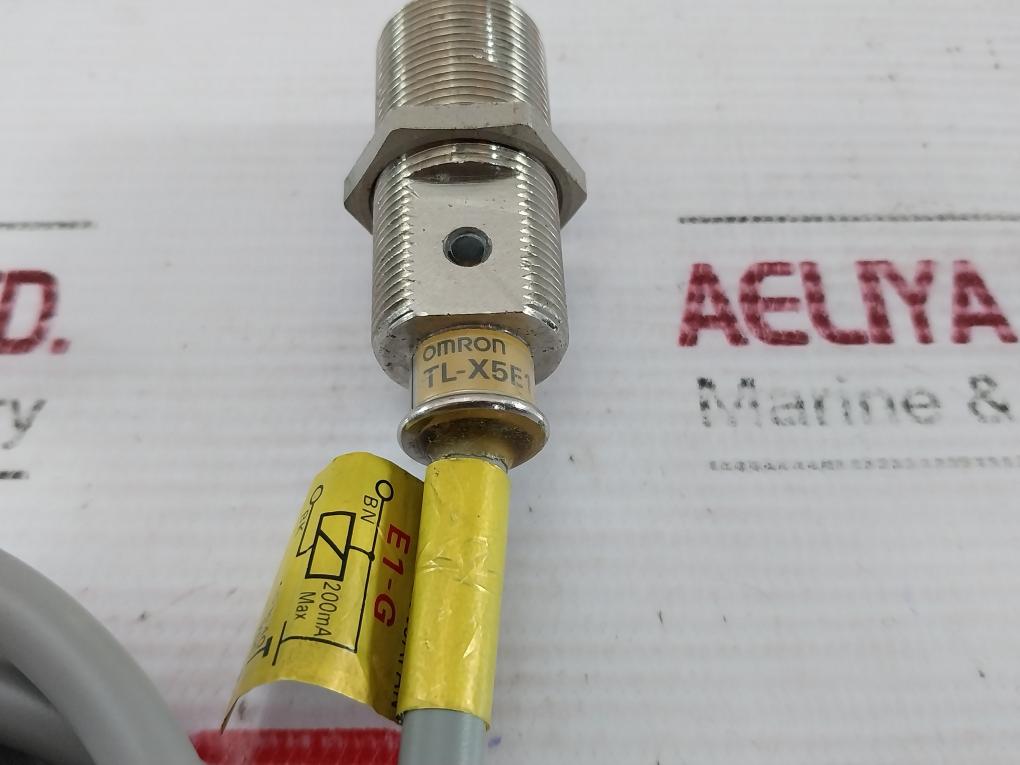 Omron Tl-x5E1-g Proximity Switch 10 40Vdc 200Ma Max 0V