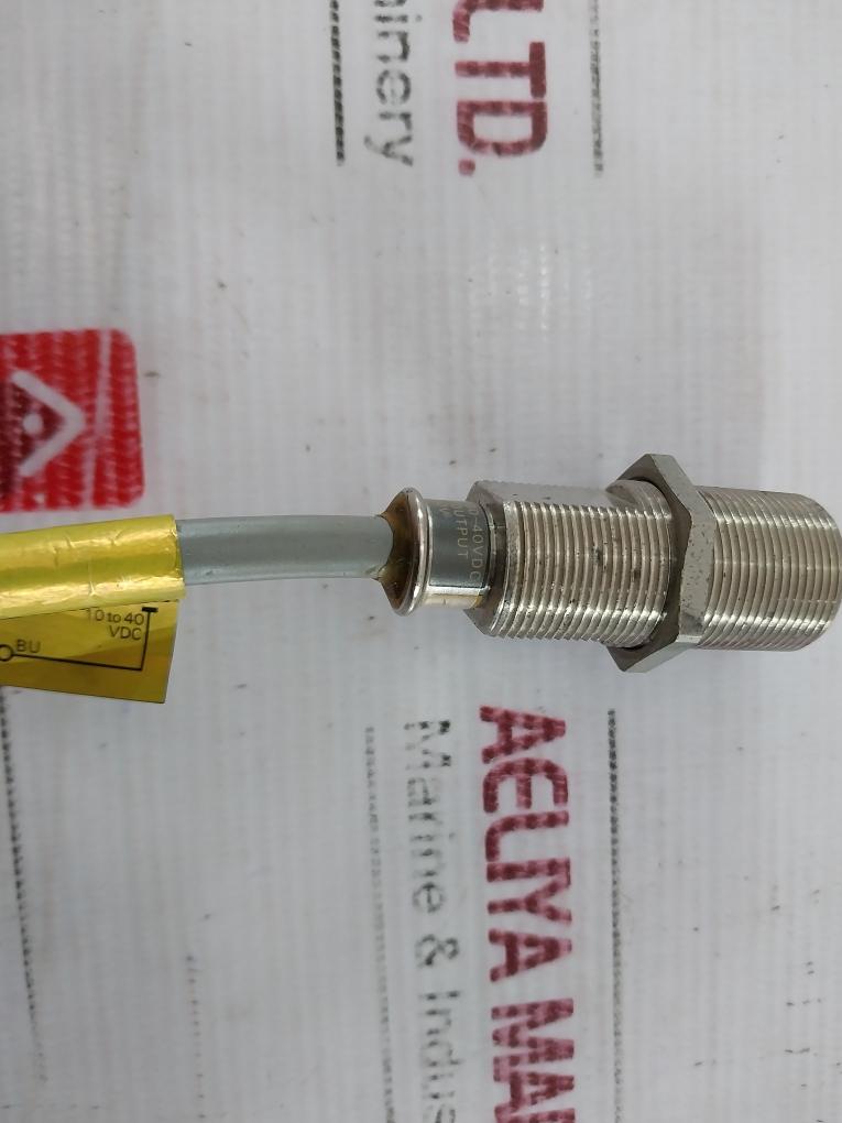 Omron Tl-x5E1-g Proximity Switch 10 40Vdc 200Ma Max 0V