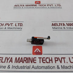 Omron V-156-1C25 Roller Lever Micro Switch