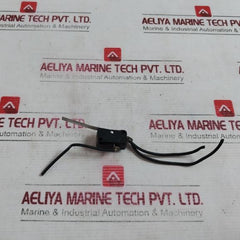 Omron V-15Fl111-2A Limit Switch 0.6A 125Vdc 24X5Re