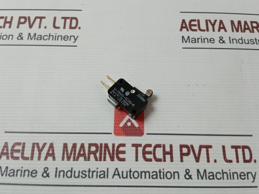 Omron V-15G5-1C25-k Basic Snap Action Switch 0.1A 125Vdc 2250Ra4 3Xg47