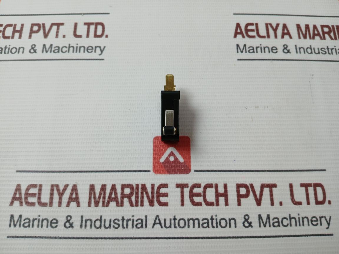 Omron V-15G5-1C25-k Basic Snap Action Switch 0.1A 125Vdc 2250Ra4 3Xg47