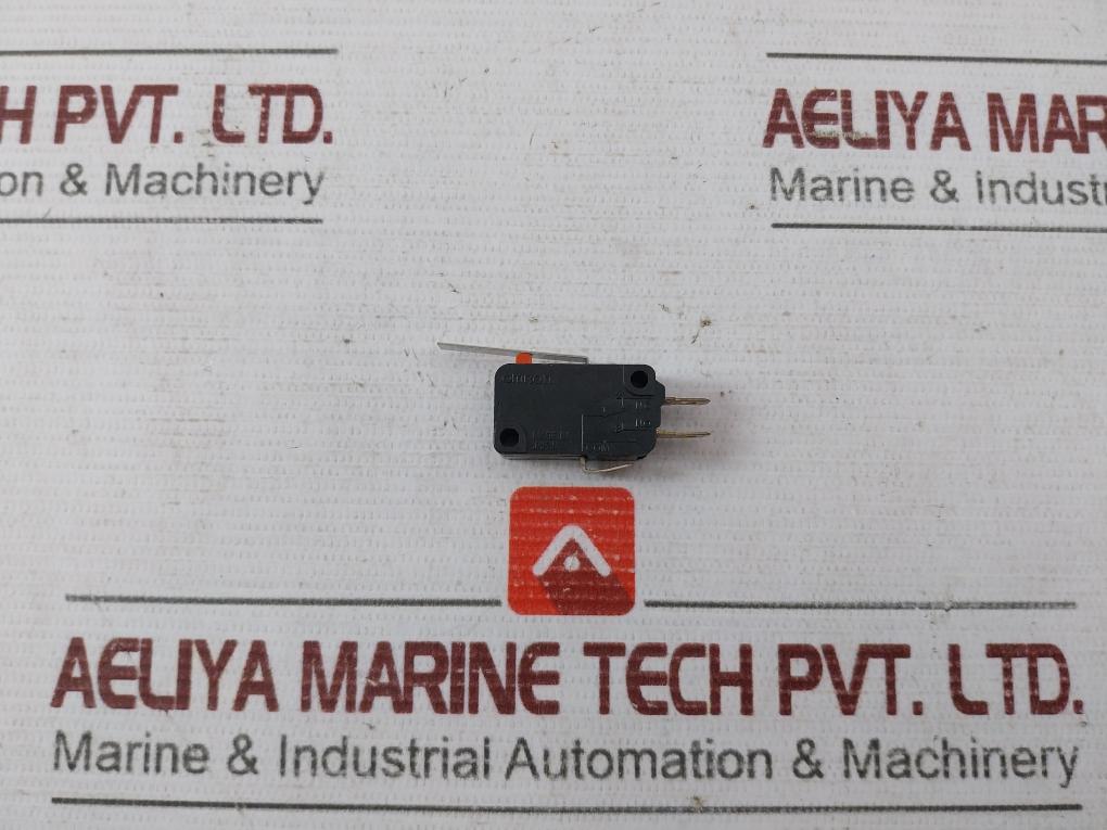 Omron V-162-1A6 Micro Switch 16A 1/2Hp 125 250Vac 05Y7Ra3