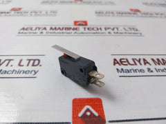 Lot of 3X Omron V-162-1a6 Small Basic Switch 16a 250vac