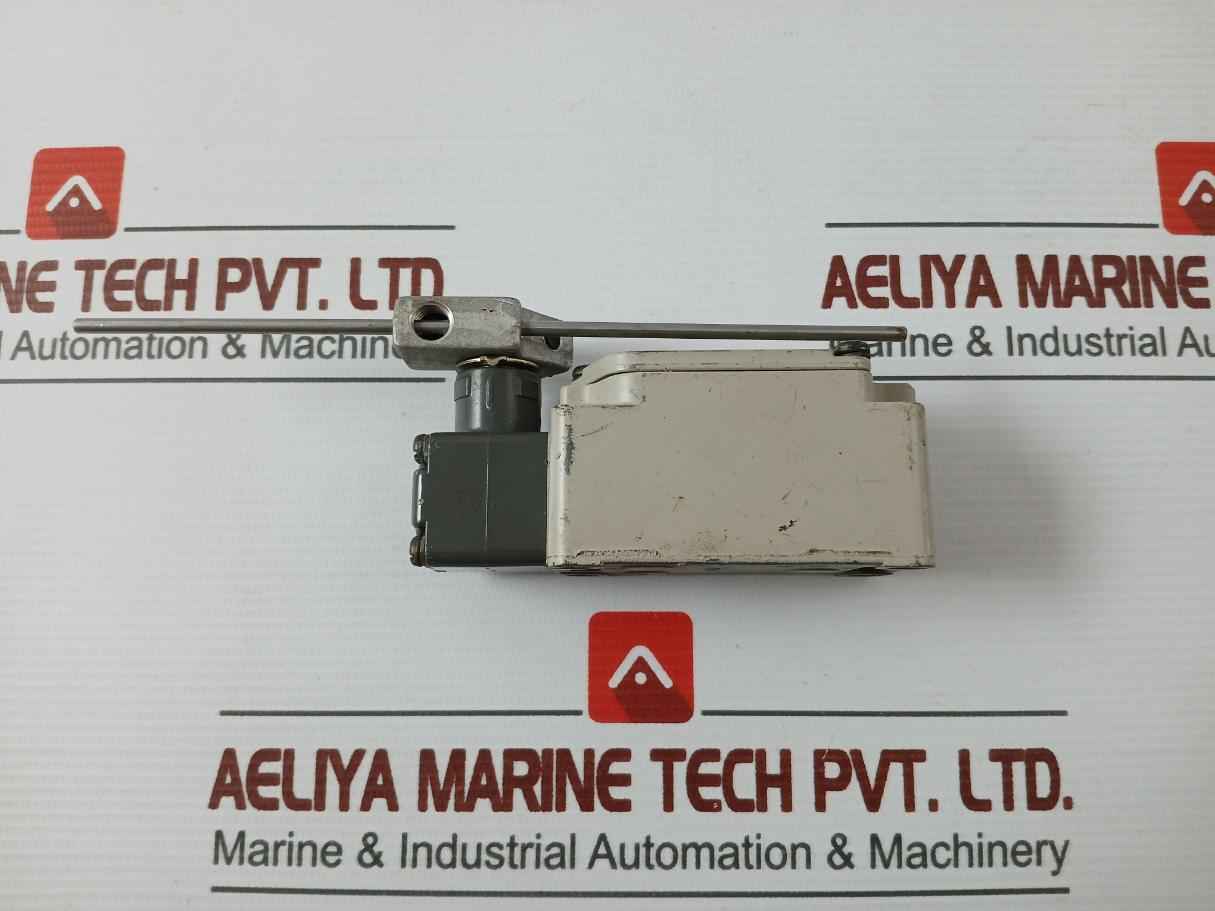 Omron Wl Cl-2 Limit Switch