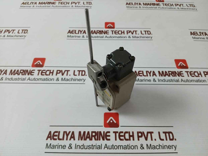 Omron Wl Cl-2 Limit Switch