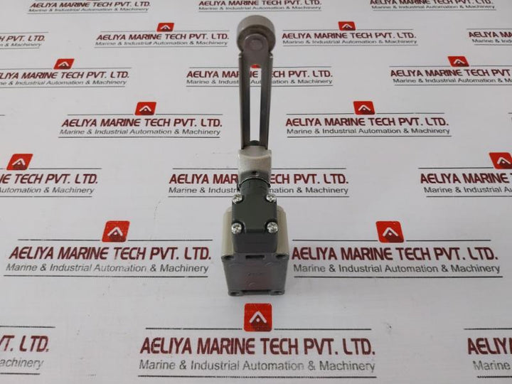 Omron Wlca12-2 Limit Switches Nema A600, 2A 250Vac/2A 48Vdc