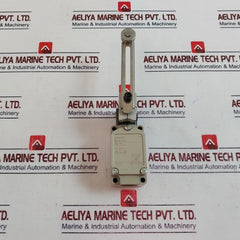 Omron Wlca12-2 Two Circuit Limit Switch 250vac