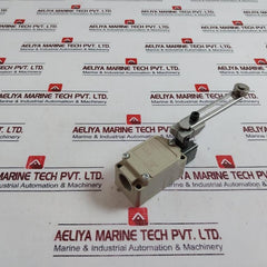 Omron Wlca12-2 Two Circuit Limit Switch 2A 250Vac
