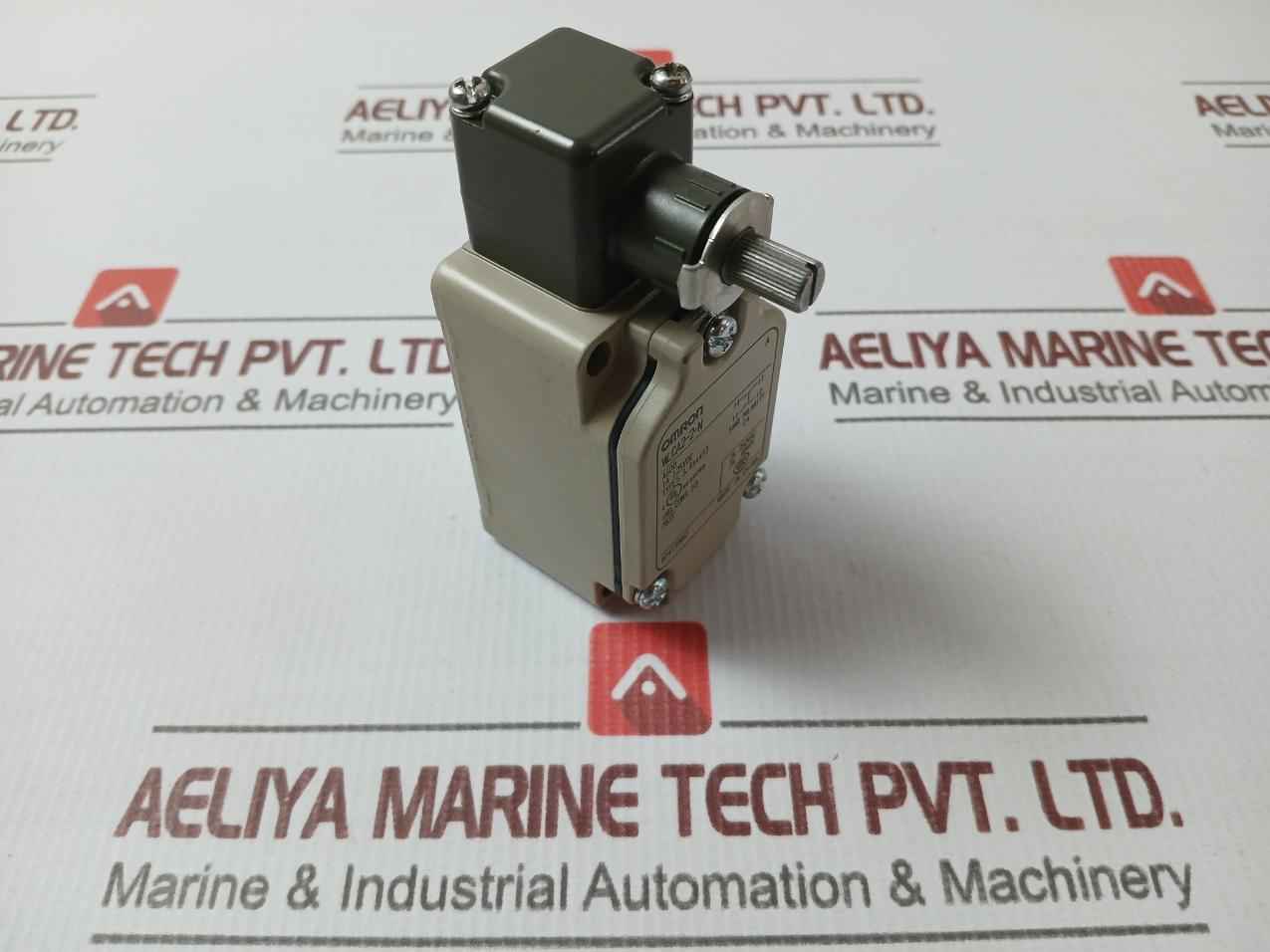 Omron Wlca2-2-n Series Plunger Limit Switch 2A 250Vac
