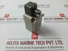 Omron Wlca2-2-n Series Plunger Limit Switch 2A 250Vac