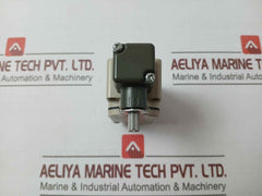Omron Wlca2-2-n Series Plunger Limit Switch 2A 250Vac