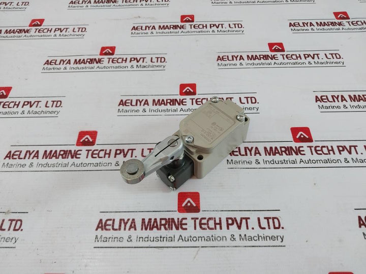 Omron Wlca2-2-q Limit Switch 2A 48Vdc/2A 250Vac Nema A600