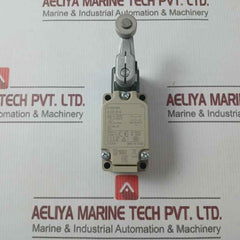 Omron Wlca2-2Y-n 2 Circuit Limit Switch Ac-15 2A 250V 15723Nn1
