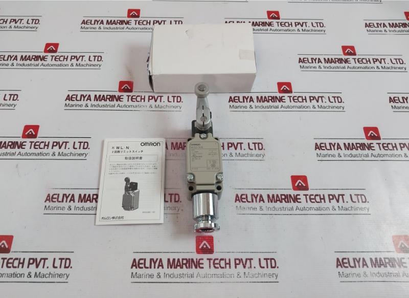 Omron Wlca2-th-n Micro Limit Switch 1a 125vdc 2a 250vac