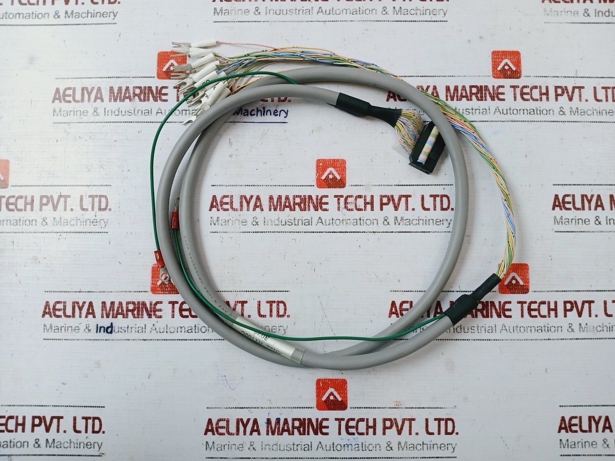 Omron Xw2Z-ry100C I/O Connection Cable