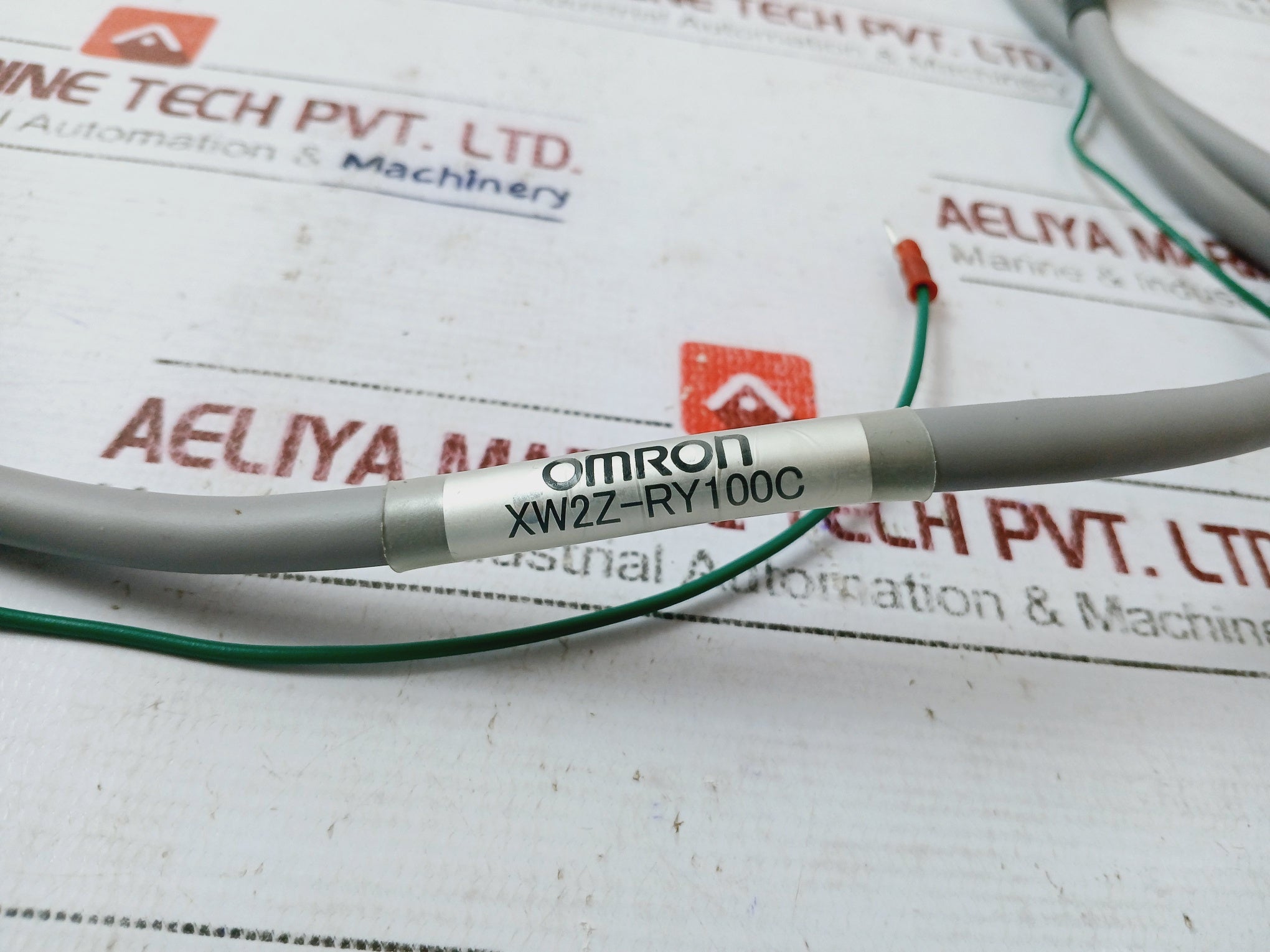 Omron Xw2Z-ry100C I/O Connection Cable