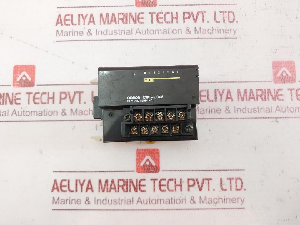 Omron Xwt-od08 Remote Terminal 24V Dc 0.5A/Point