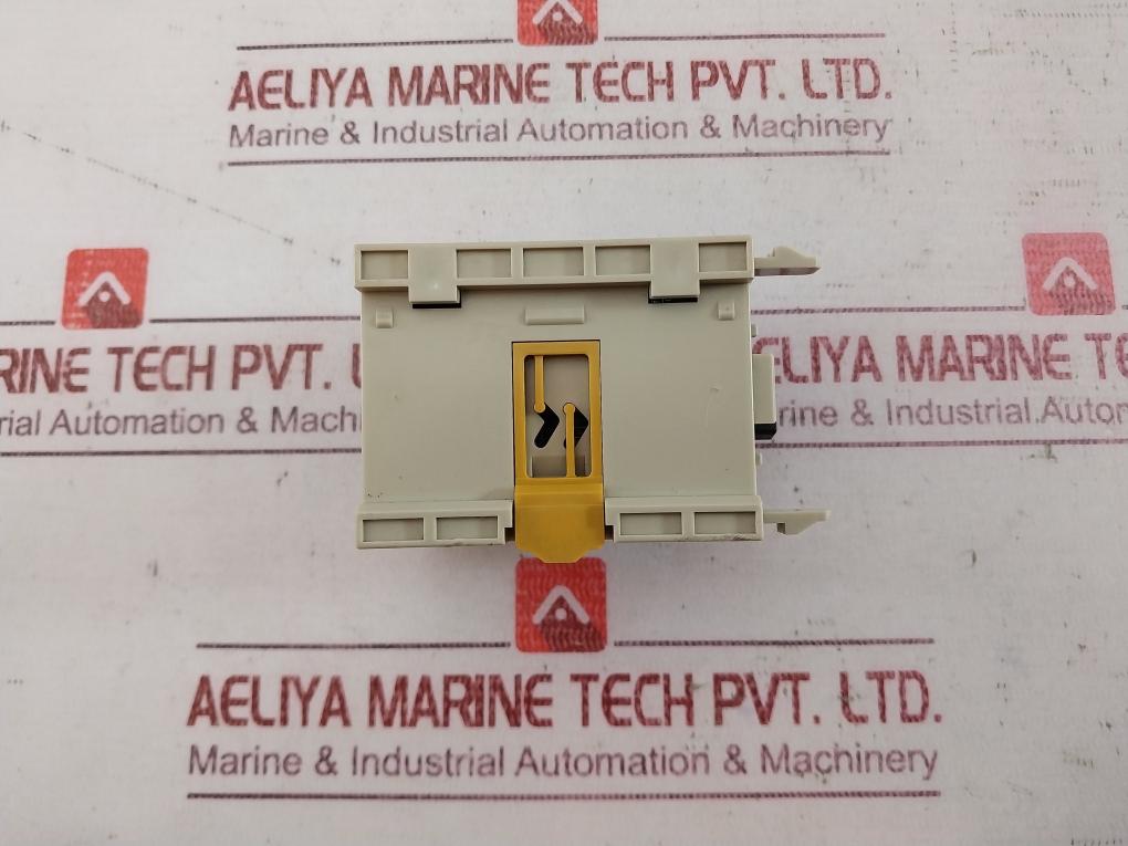 Omron Xwt-od08 Remote Terminal 24V Dc 0.5A/Point