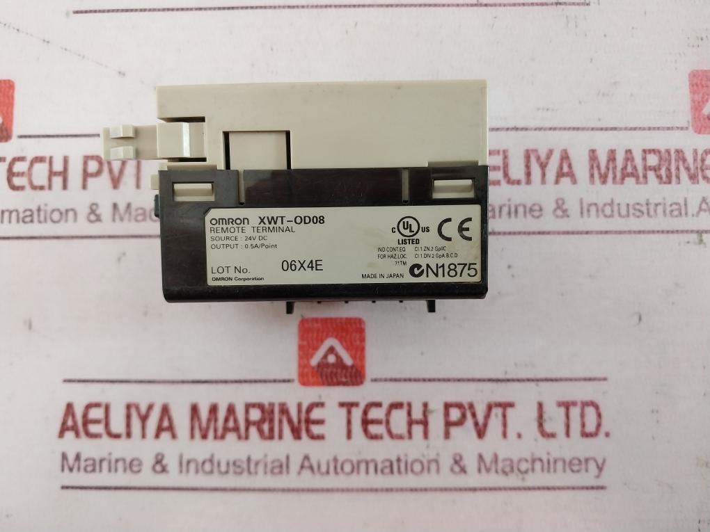 Omron Xwt-od08 Remote Terminal 24V Dc 0.5A/Point