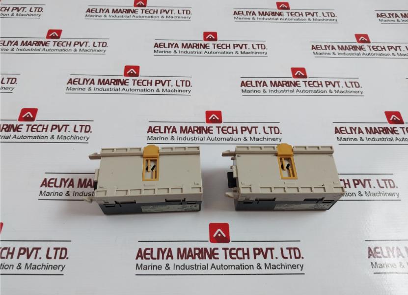 Omron Xwt-od16 Remote Terminal 24V Dc Source 0.5A/Point 