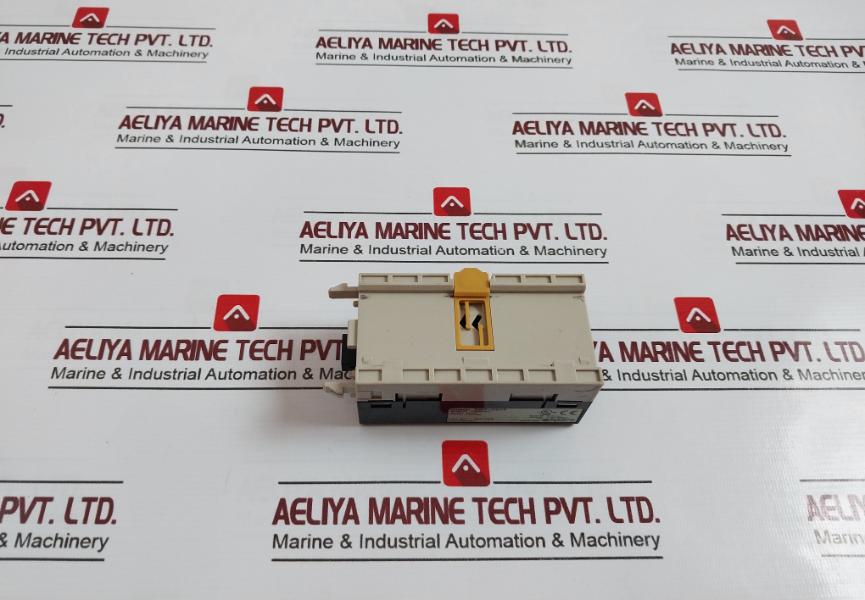 Omron Xwt-od16 Remote Terminal 24V Dc Source 0.5A/Point 