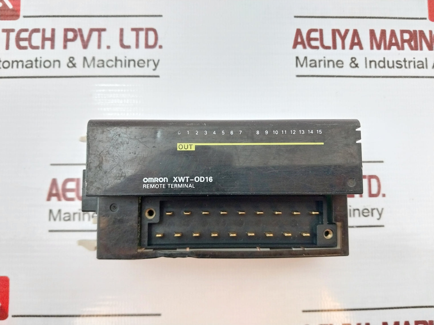 Omron Xwt-od16 Remote Terminal Output Module 24V Dc 0.5A/Point