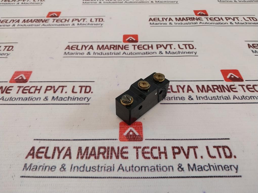 Lot of 2x Omron Z-15G-B Micro Switch