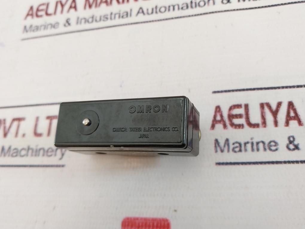 Lot of 2x Omron Z-15G-B Micro Switch