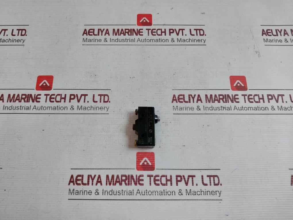 Omron Z-15Gd-b General-purpose Basic Switch Z4G1P09B 15A 125 250 Or 480Vac