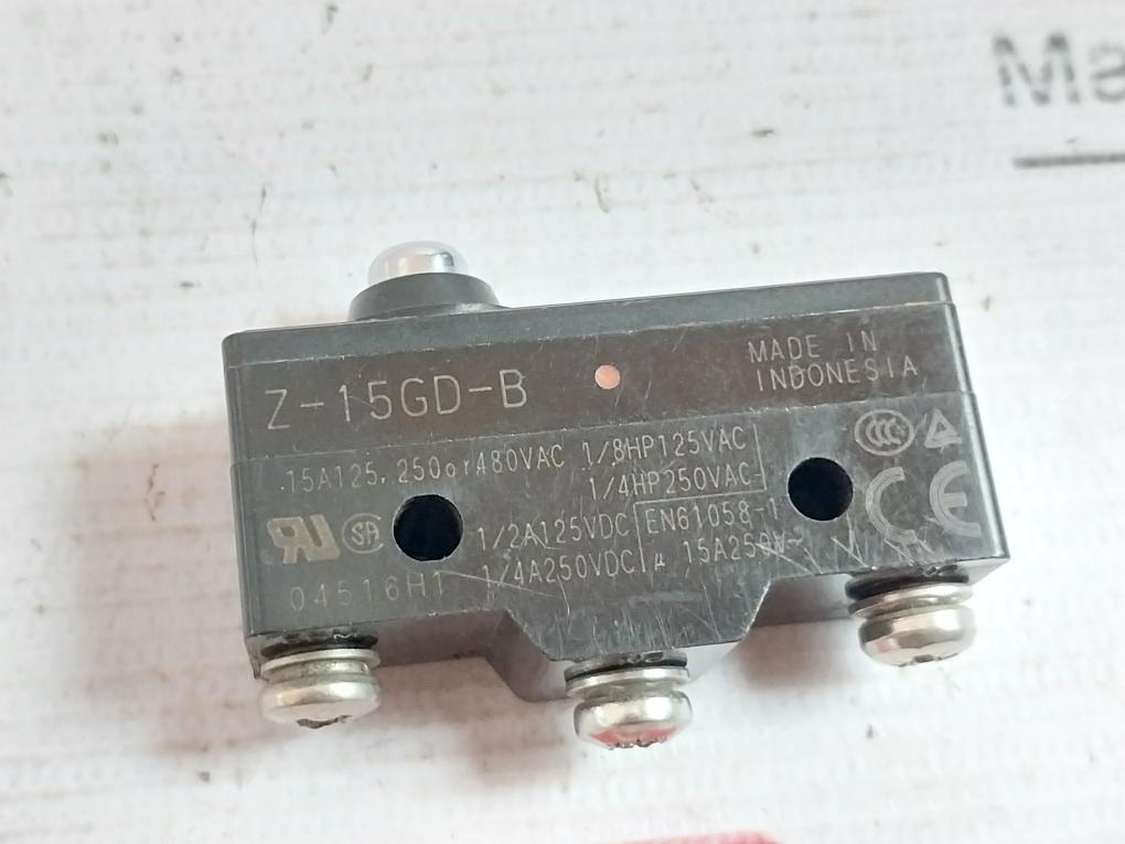 Omron Z-15Gd-b Snap Action Switch 15A 250Vac 1/4Hp En61058-1