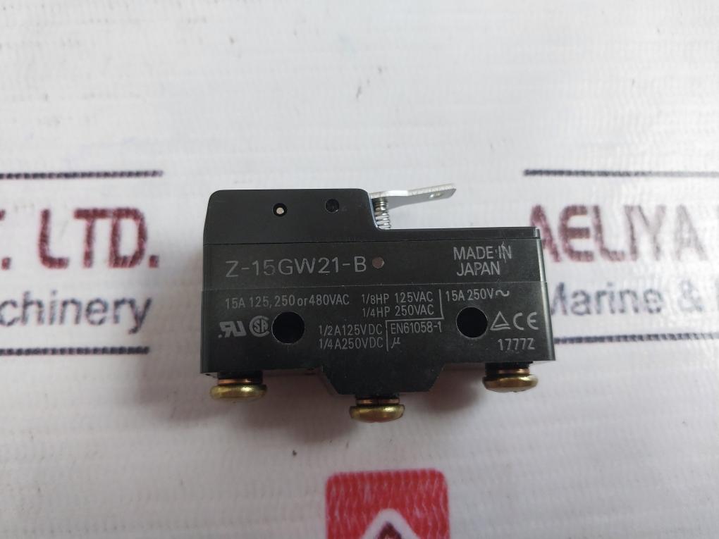 Omron Z-15Gw21-b Limit Switch 15A 250V~