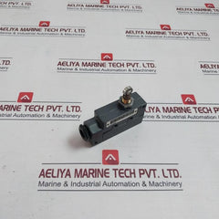 Omron Ze-q22-2 Industrial Limit Switch